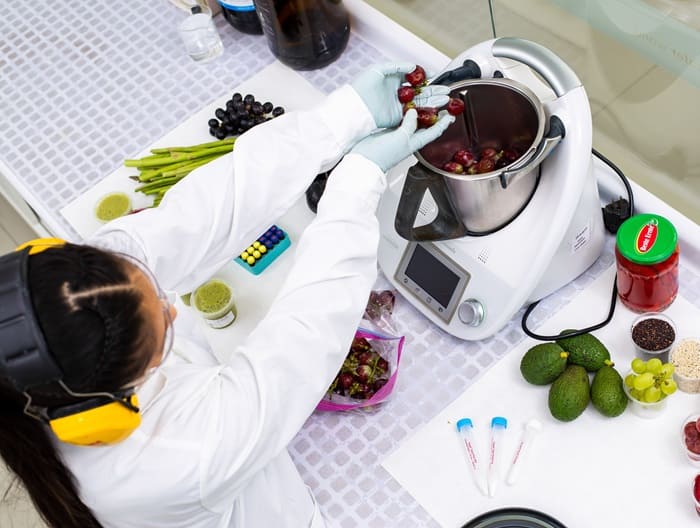 Día Mundial de la Inocuidad 2026 sobre seguridad alimentaria y soluciones para garantizar alimentos inocuos en la industria alimentaria
